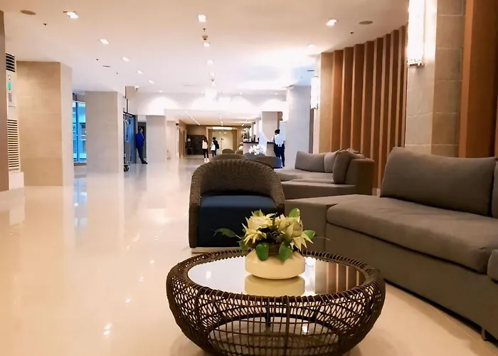 Sea Residences Moa - Rose Condotel