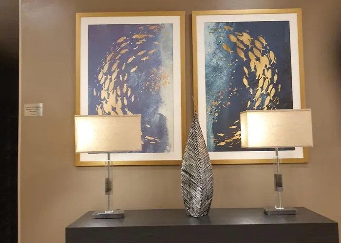 Sea Residences Moa - Rose Condotel